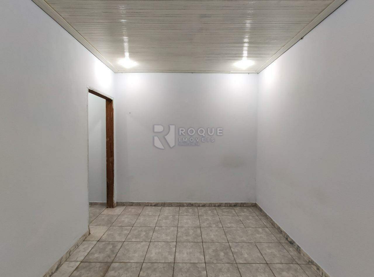 Casa Residencial à venda no bairro Jardim Lagoa Nova: Sala