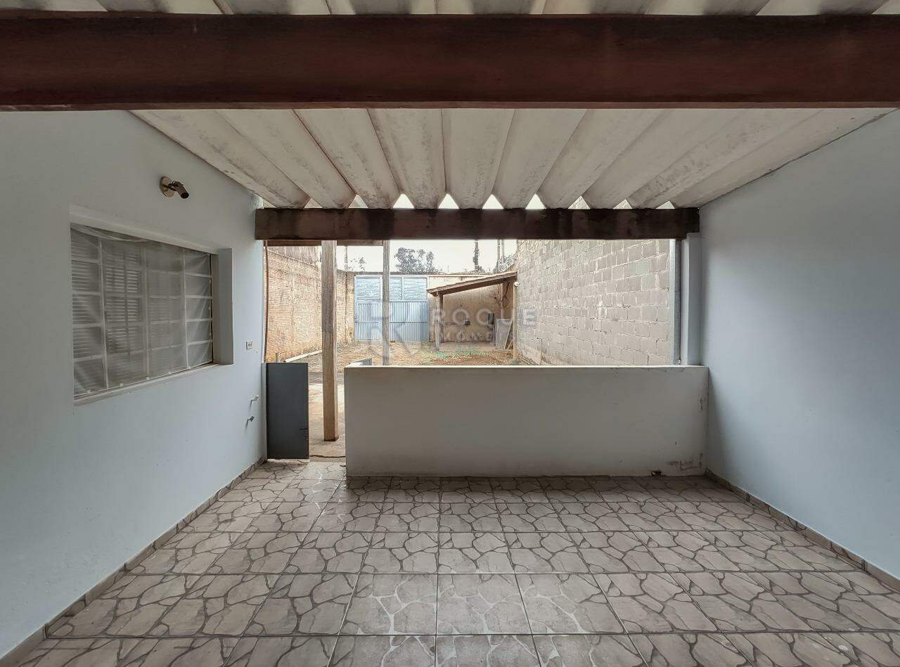 Casa Residencial à venda no bairro Jardim Lagoa Nova: Rancho 