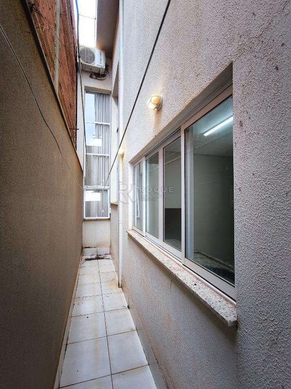 Casa em condomínio à venda no bairro Jardim Residencial Florida: ÁREA DE VARAL