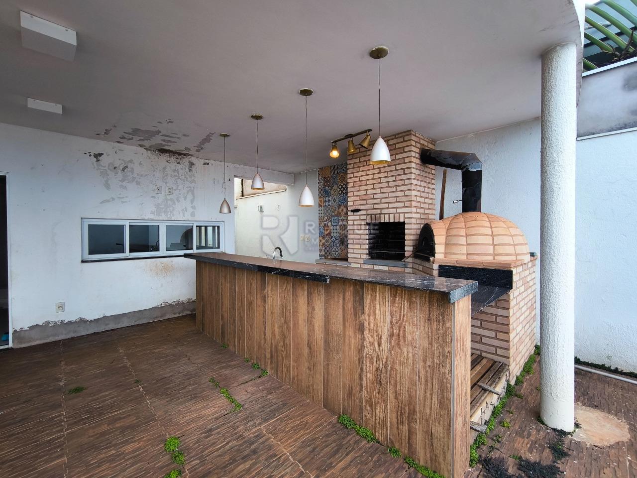 Casa em condomínio à venda no bairro Jardim Residencial Florida: ÁREA GOURMET