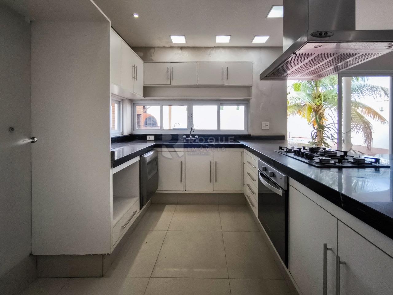 Casa em condomínio à venda no bairro Jardim Residencial Florida: COZINHA