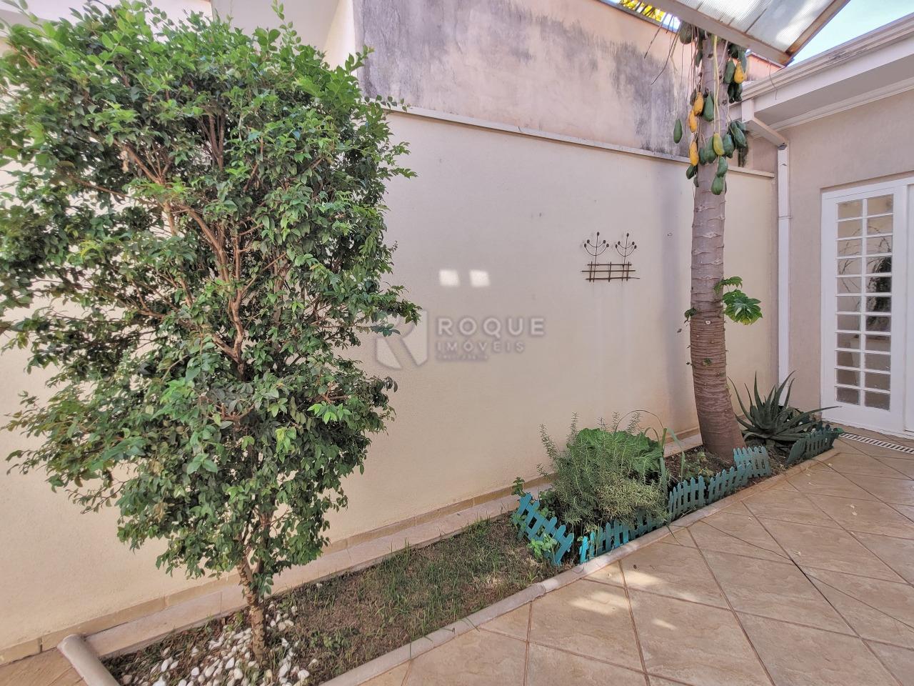 Casa em condomínio à venda no bairro Residencial Jardim dos Ipês: JARDIM