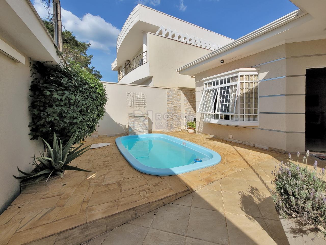 Casa em condomínio à venda no bairro Residencial Jardim dos Ipês: PISCINA