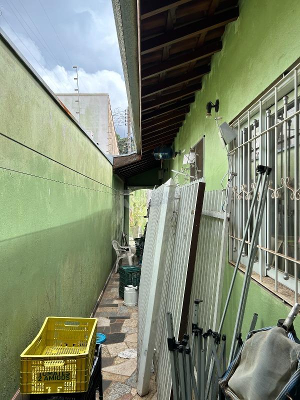 Casa Residencial à venda no bairro Vila da Glória: Corredor