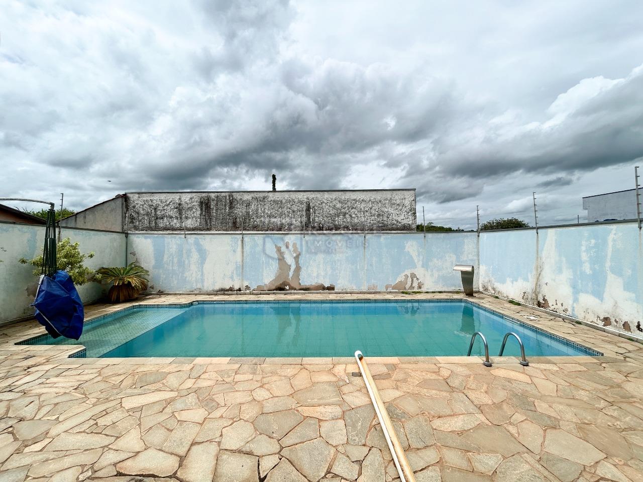 Casa Residencial à venda no bairro Vila da Glória: Piscina / Fundo