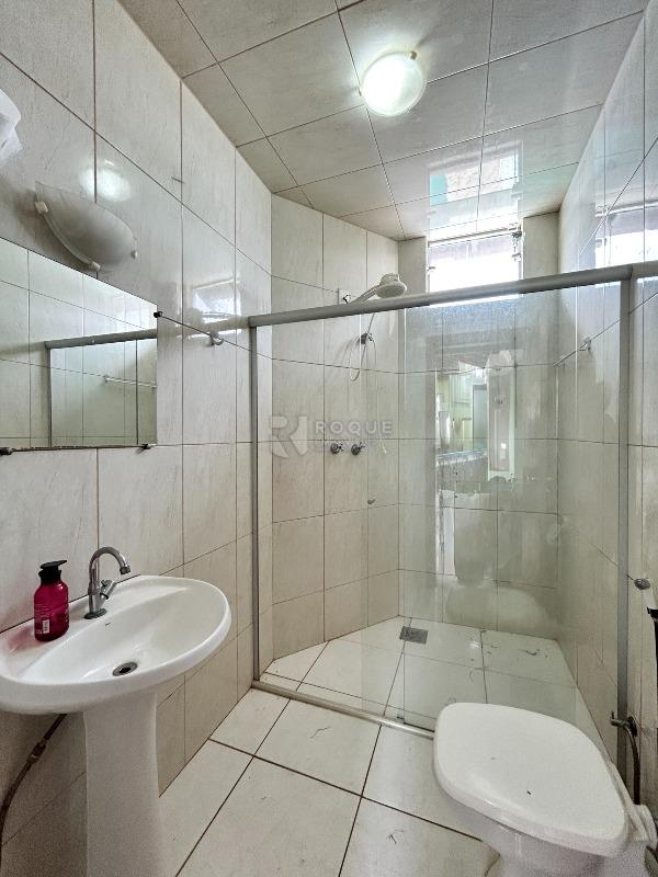 Casa Residencial à venda no bairro Vila da Glória: WC fundo 