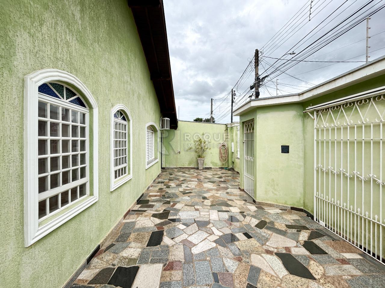 Casa Residencial à venda no bairro Vila da Glória: Frente 