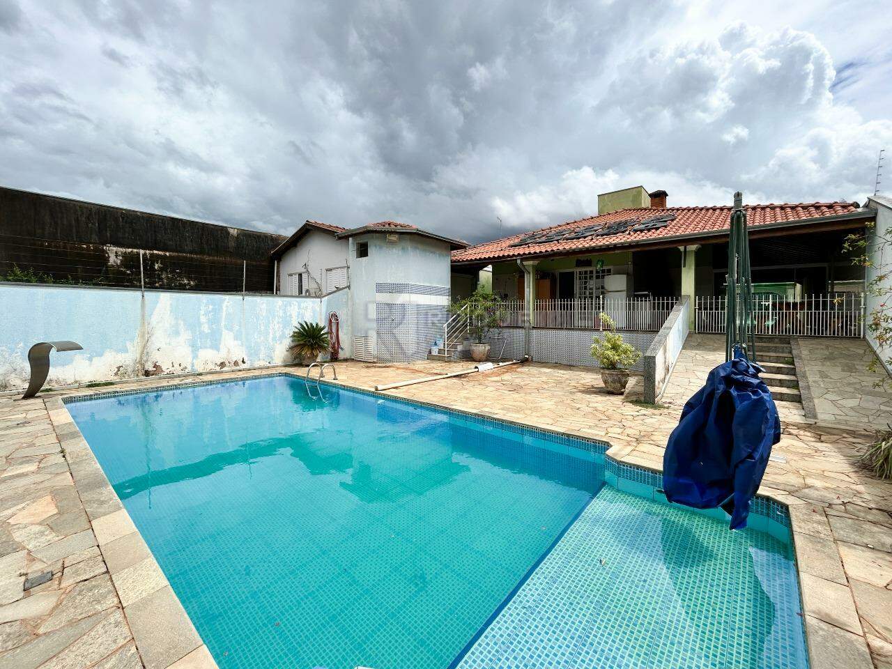 Casa Residencial à venda no bairro Vila da Glória: Piscina