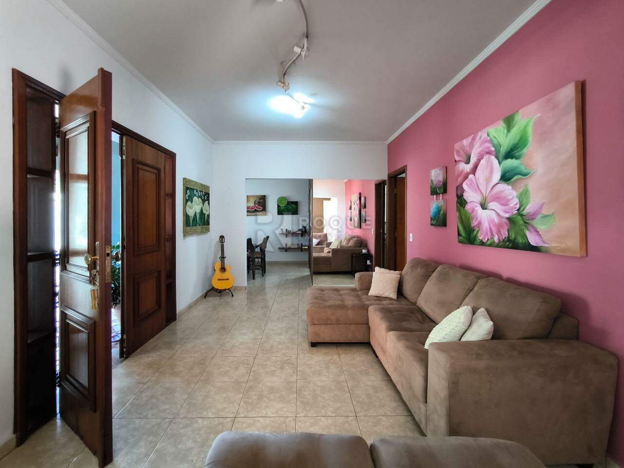 Casa em condomínio à venda no bairro Jardim Residencial Monsenhor Rossi: SALA DE ESTAR 1
