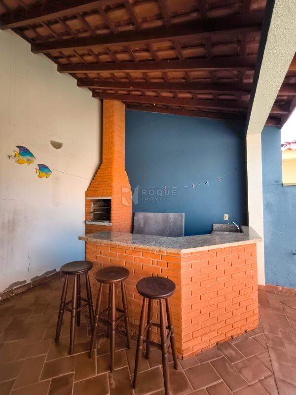 Casa em condomínio à venda no bairro Jardim Residencial Monsenhor Rossi: CHURRASQUEIRA