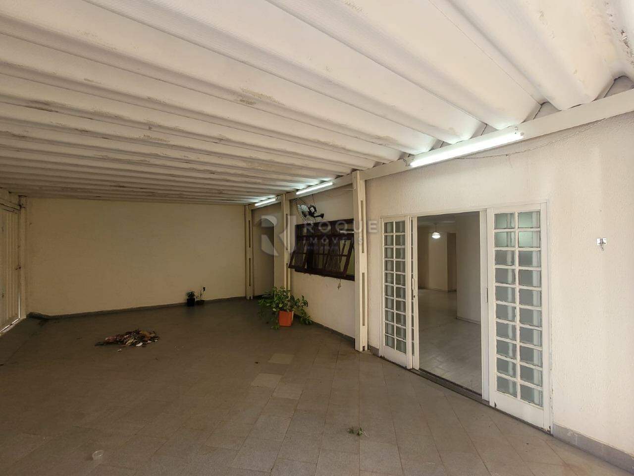 Casa Residencial à venda no bairro Jardim Parque Novo Mundo: Garagem