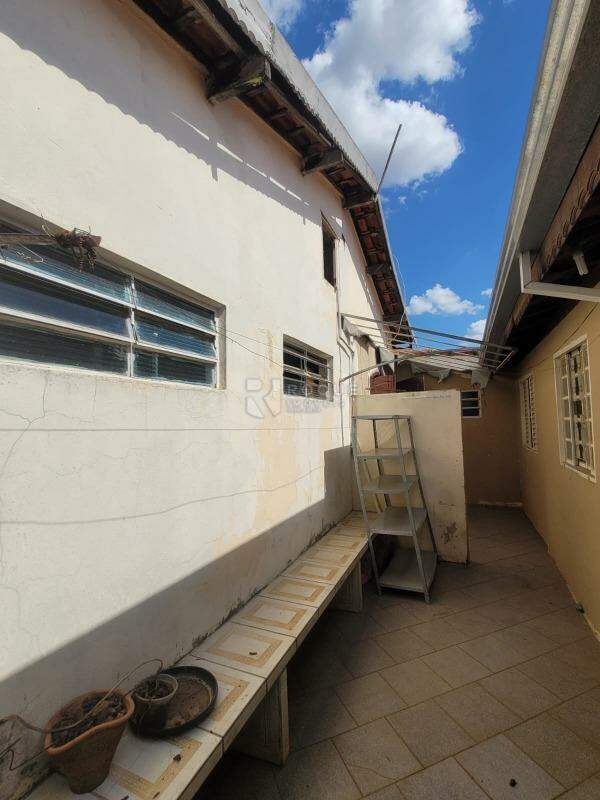 Casa Residencial à venda no bairro Jardim Parque Novo Mundo: Fundos