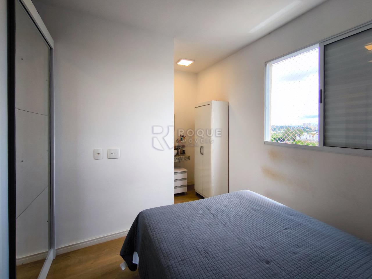 Apartamento à venda no bairro Vale das Esmeraldas: SUÍTE