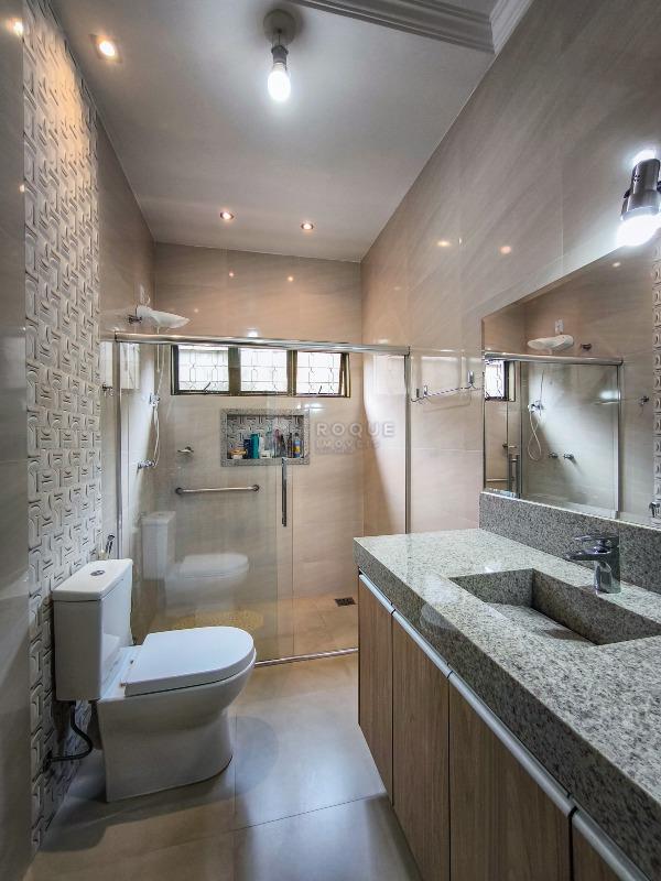 Chácara à venda no bairro Bairro dos Pereiras: BANHEIRO SOCIAL 2