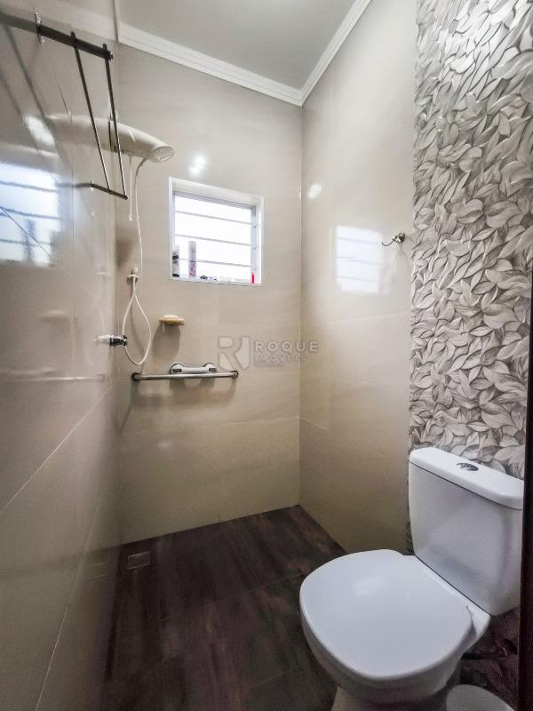 Chácara à venda no bairro Bairro dos Pereiras: BANHEIRO SOCIAL 1