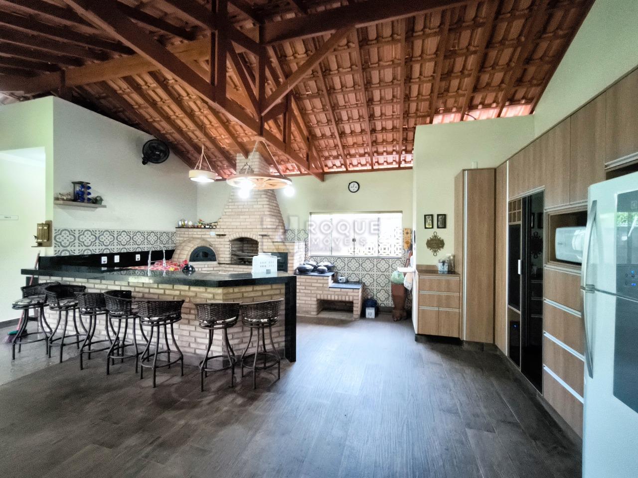 Chácara à venda no bairro Bairro dos Pereiras: COZINHA GOURMET