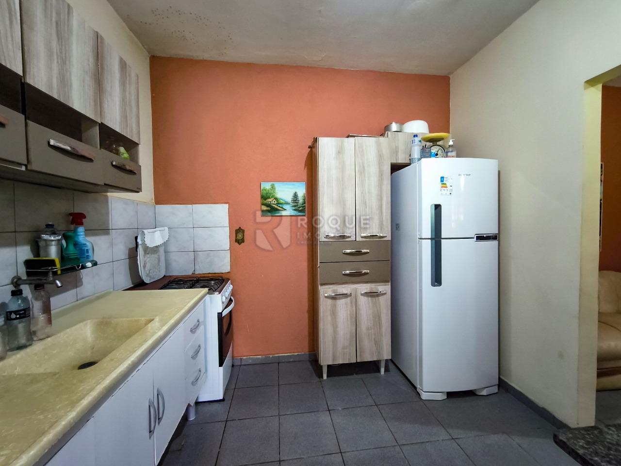 Chácara à venda no bairro Bairro dos Pereiras: COZINHA CASA 2