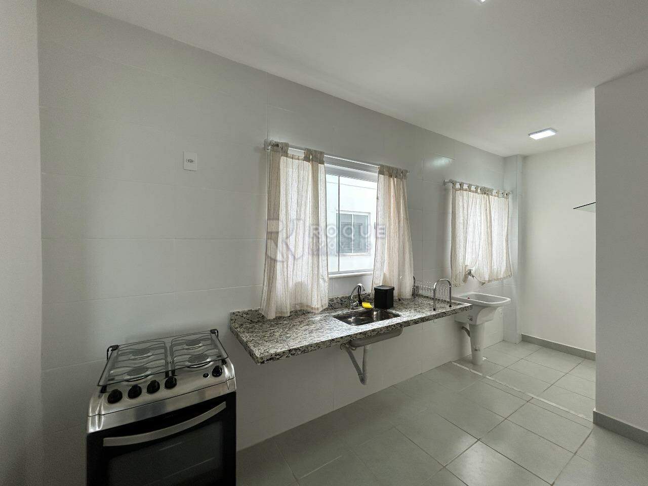 Apartamento para aluguel no bairro Jardim Santa Adélia: Cozinha