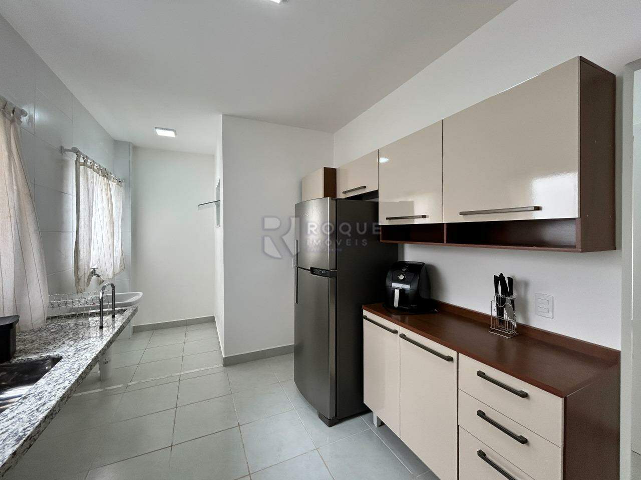 Apartamento para aluguel no bairro Jardim Santa Adélia: Cozinha