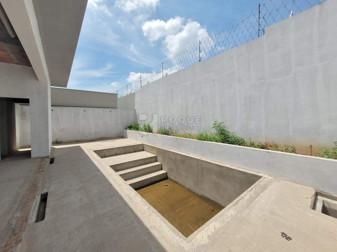 Casa em condomínio à venda no bairro Residencial Vermont: PISCINA