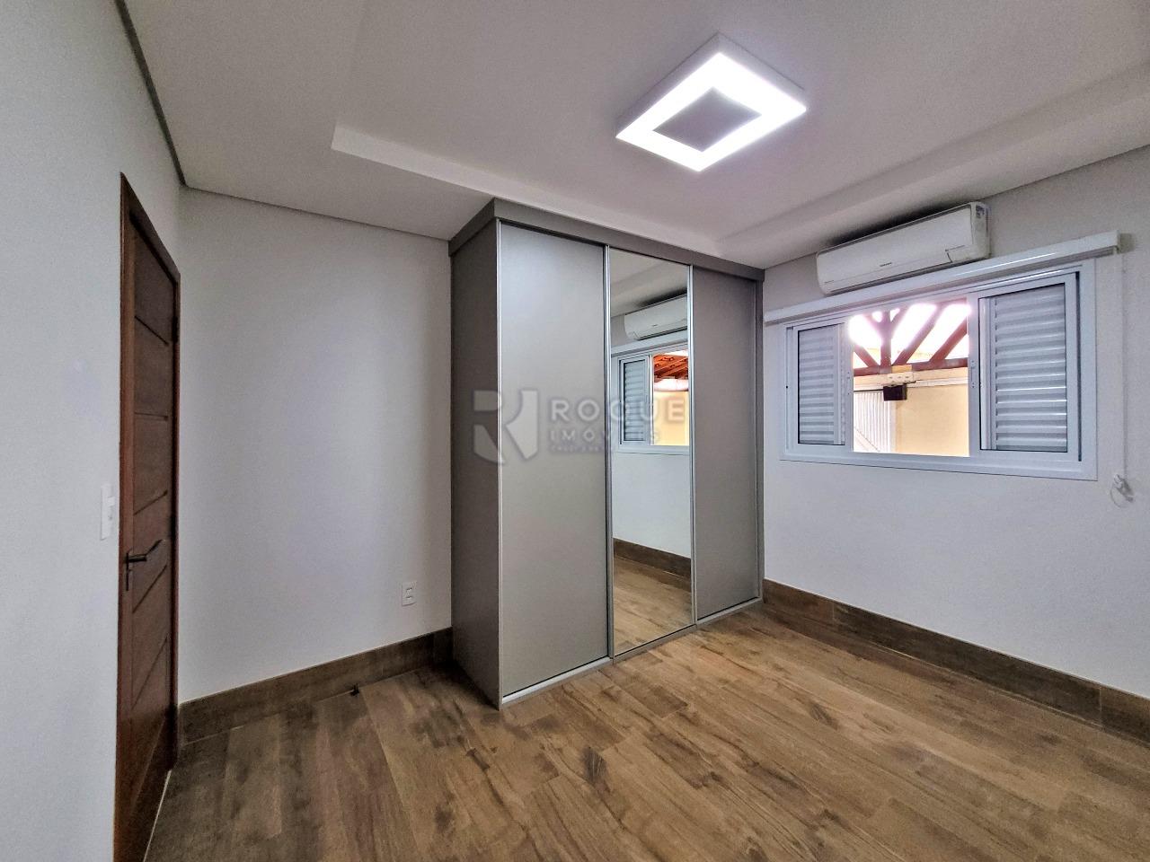 Casa Residencial à venda no bairro Jardim Ouro Verde: DORMITÓRIO 1 