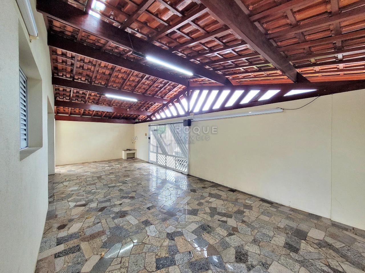 Casa Residencial à venda no bairro Jardim Ouro Verde: GARAGEM