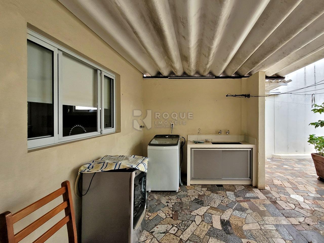 Casa Residencial à venda no bairro Jardim Ouro Verde: LAVANDERIA