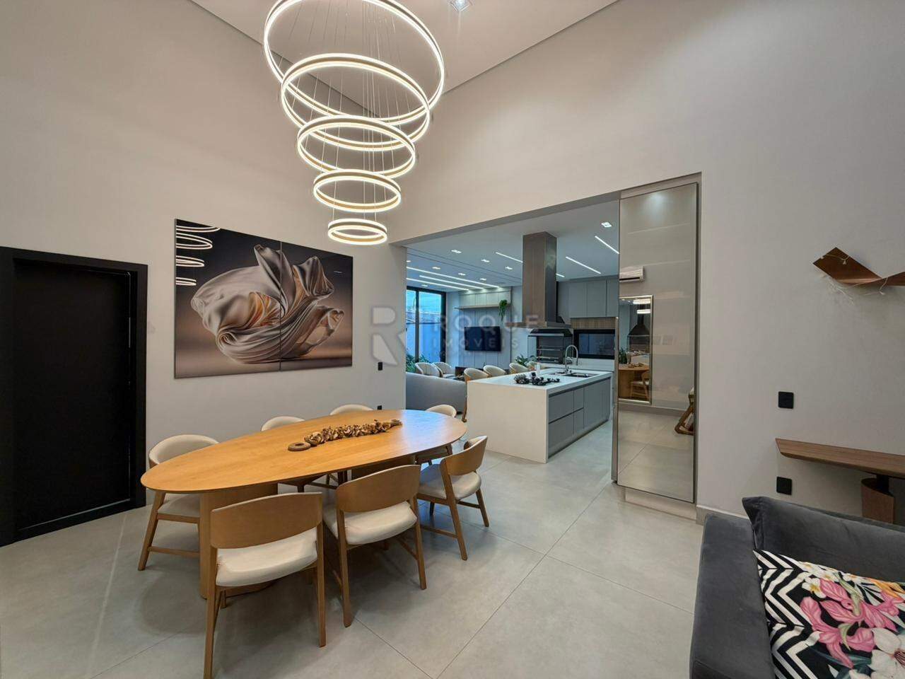 Casa em condomínio à venda no bairro Jardim Residencial Florida: SALA DE JANTAR