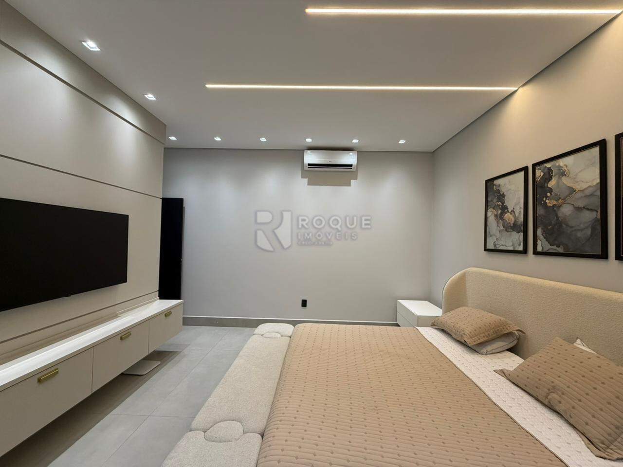 Casa em condomínio à venda no bairro Jardim Residencial Florida: SUÍTE MASTER