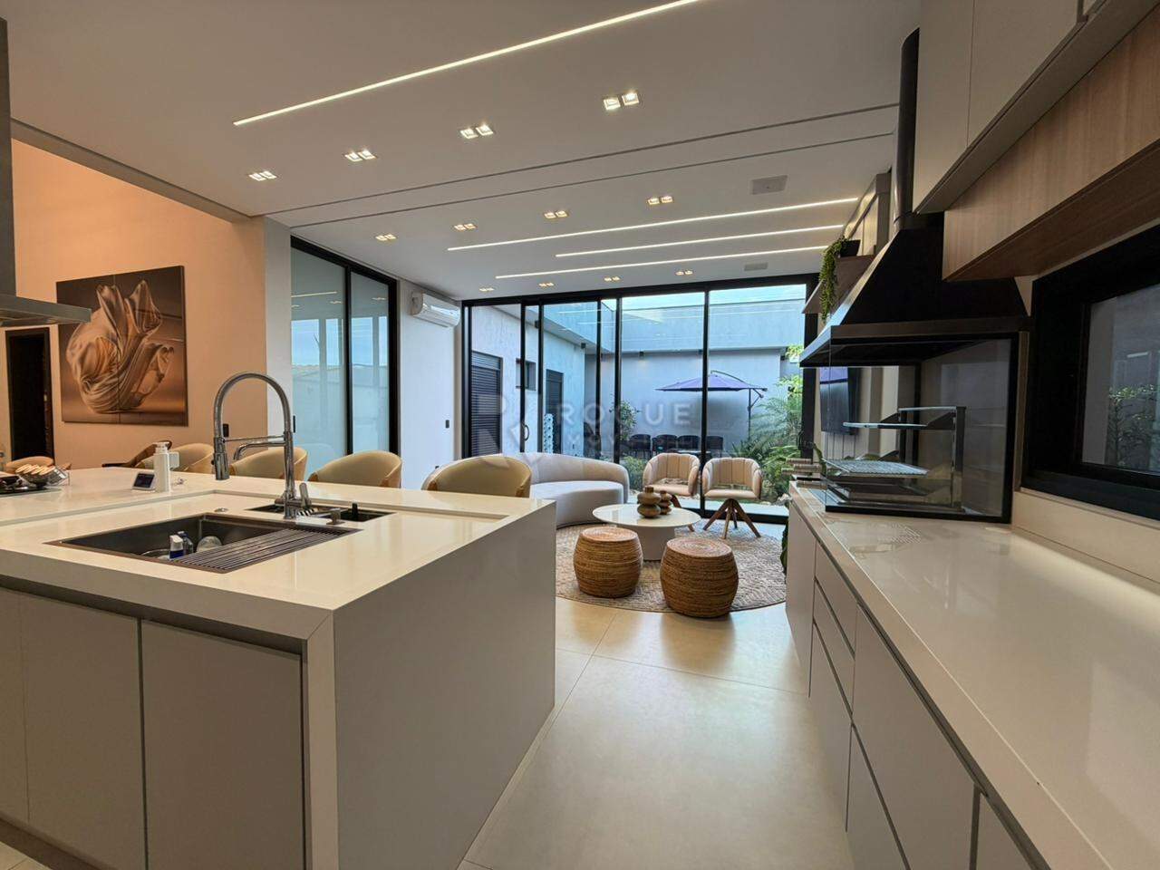 Casa em condomínio à venda no bairro Jardim Residencial Florida: COZINHA