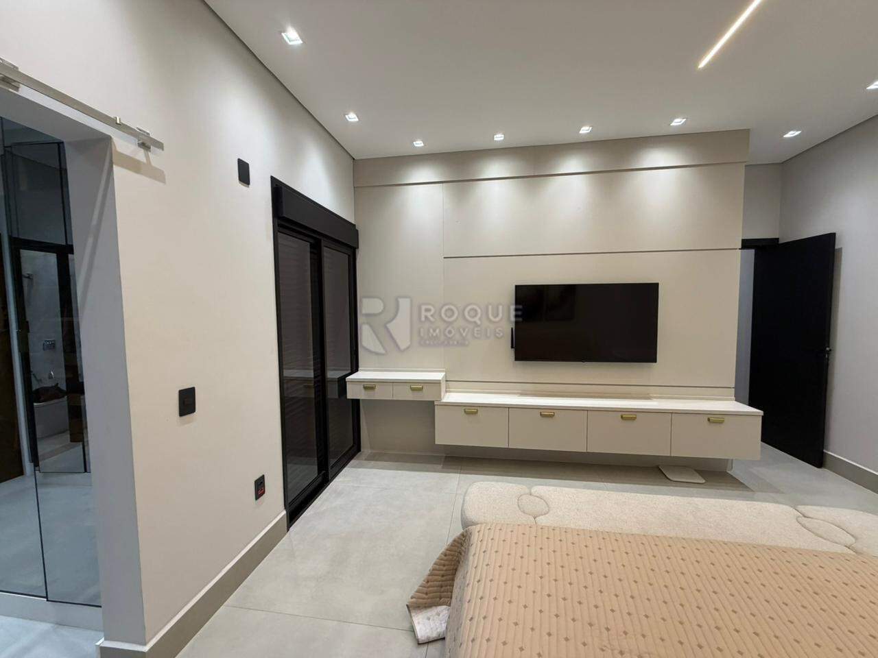 Casa em condomínio à venda no bairro Jardim Residencial Florida: SUÍTE MASTER