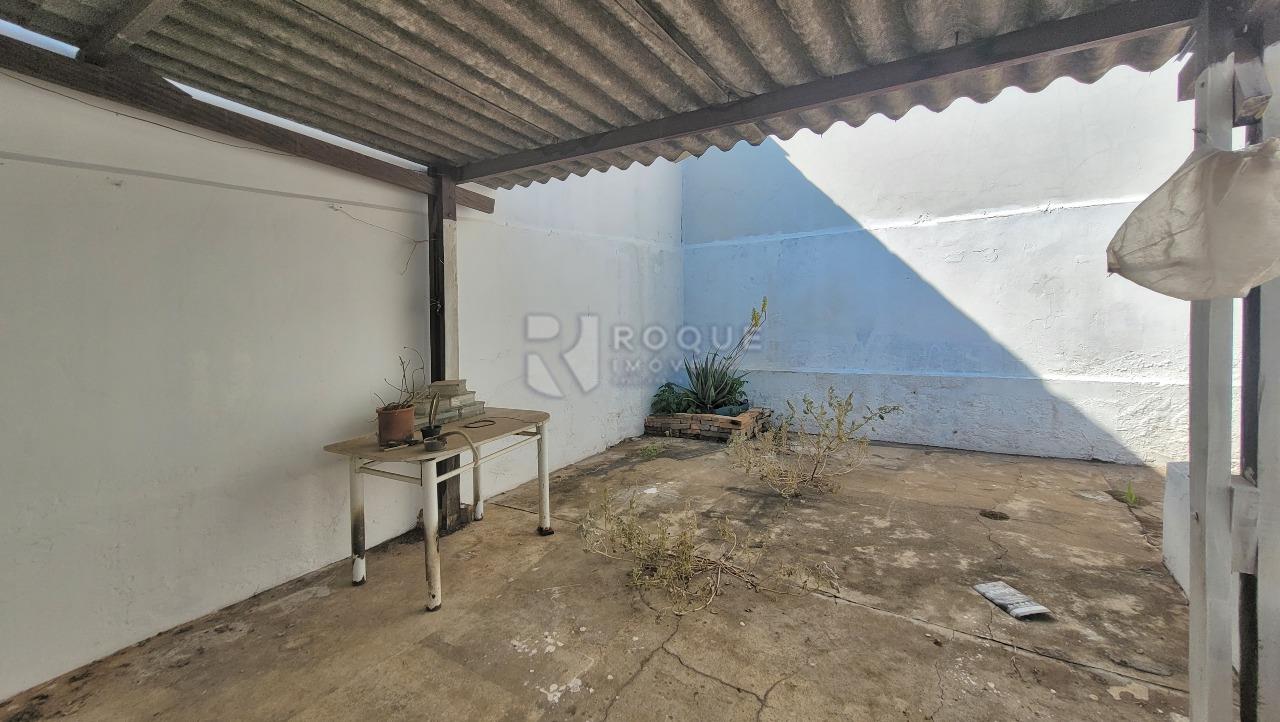 Casa Comercial à venda no bairro Centro: Área externa