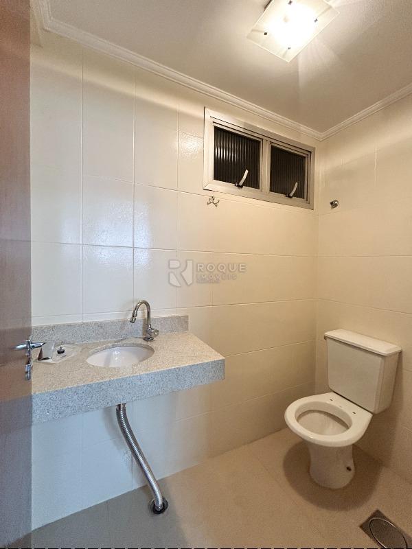 Apartamento para aluguel no bairro Centro: WC social fundo 