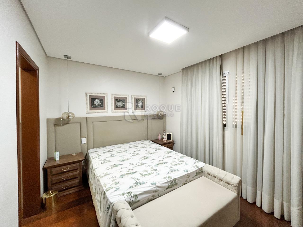 Apartamento para aluguel no bairro Centro: Dormitório 1 suíte 