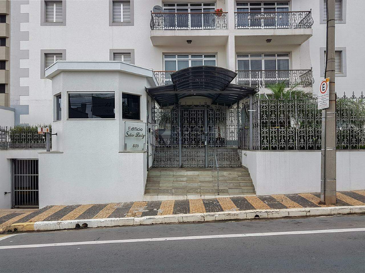 Apartamento para aluguel no bairro Centro: Fachada 