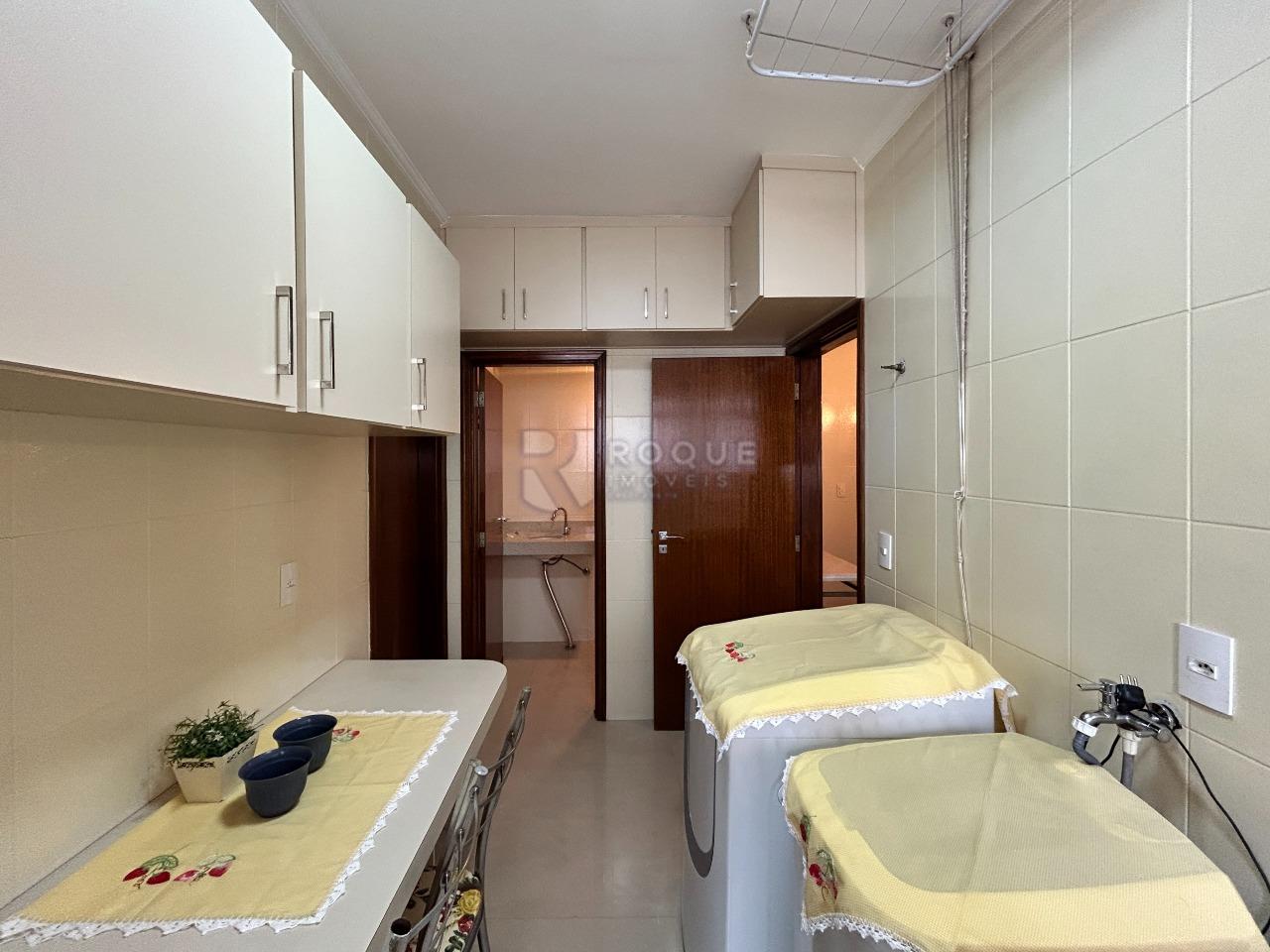 Apartamento para aluguel no bairro Centro: Área de serviço 