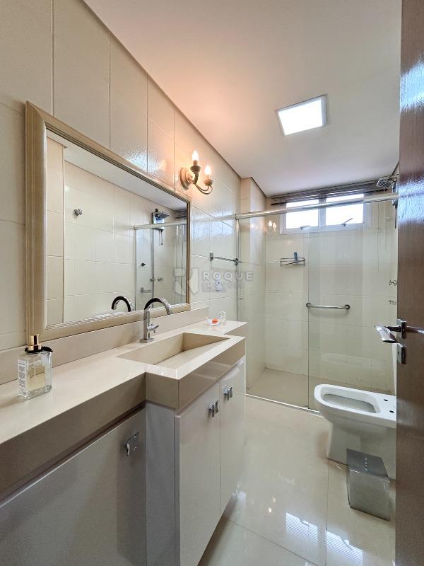 Apartamento para aluguel no bairro Centro: WC social 