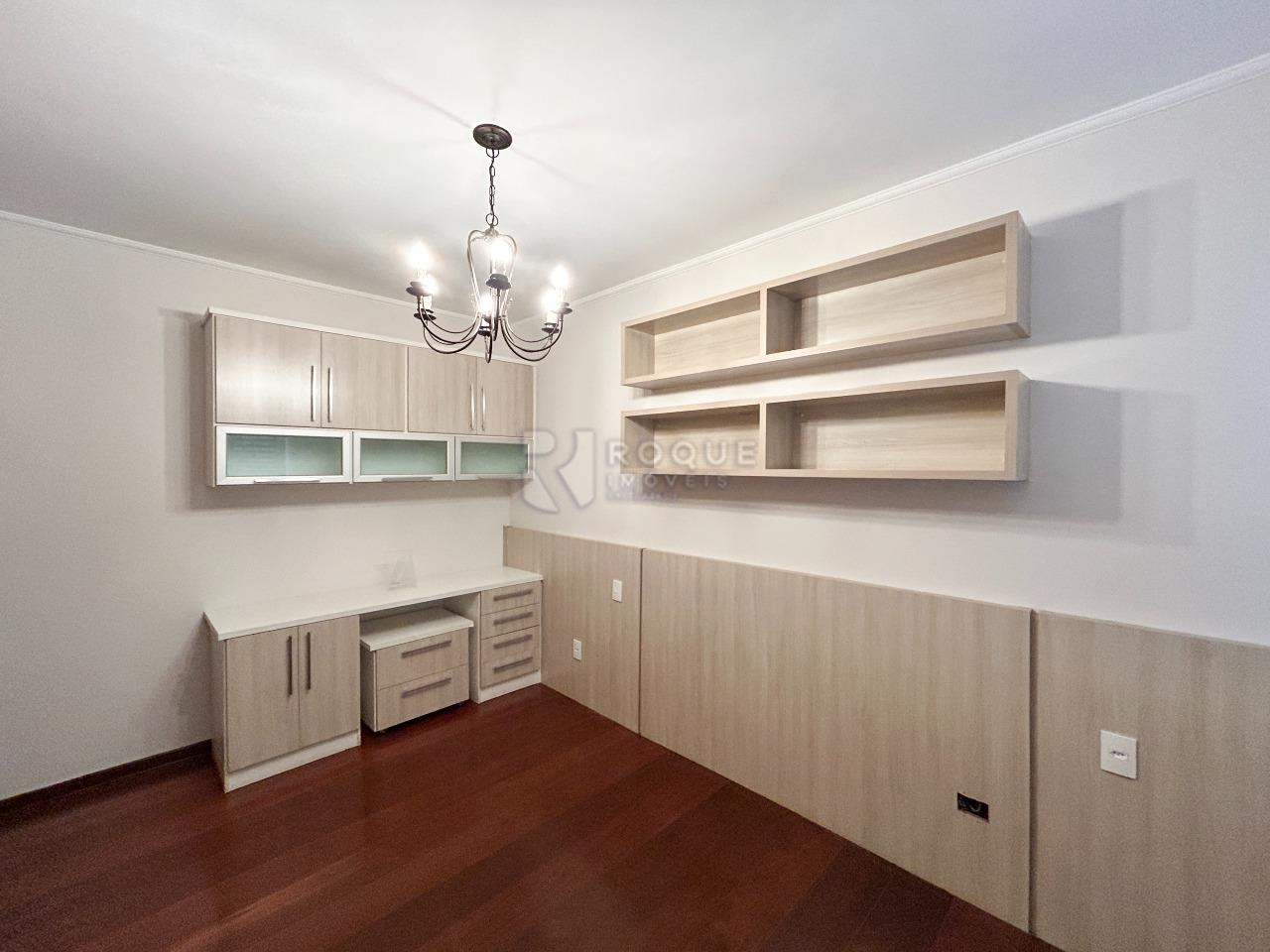 Apartamento para aluguel no bairro Centro: Dormitório 3