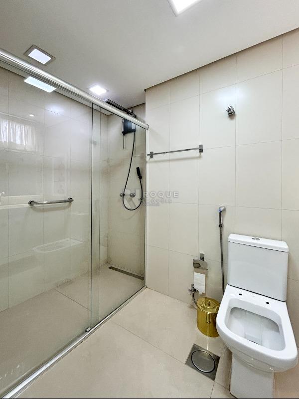 Apartamento para aluguel no bairro Centro: WC suíte 