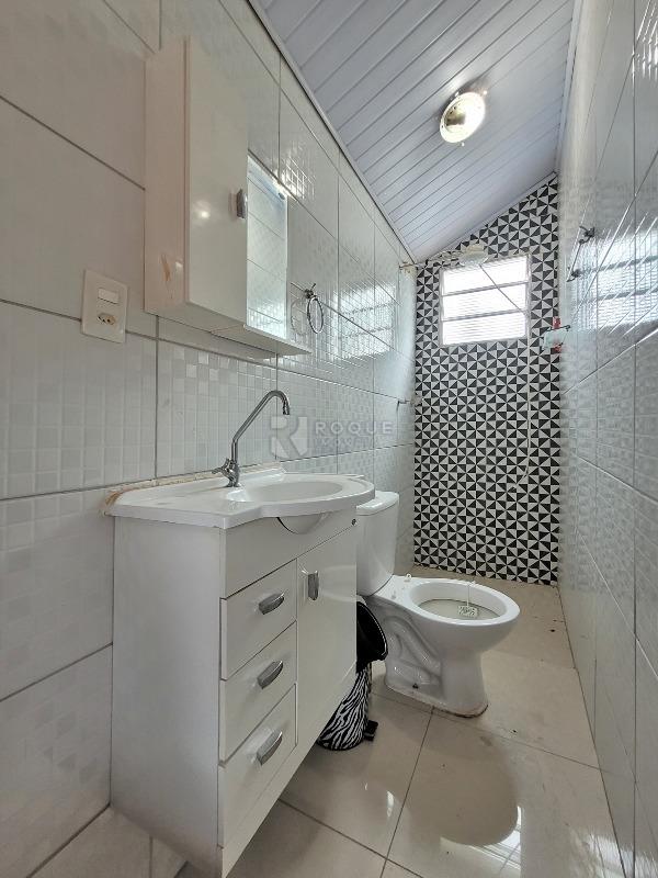 Casa em condomínio à venda no bairro Recanto dos Laranjais: BANHEIRO SUÍTE