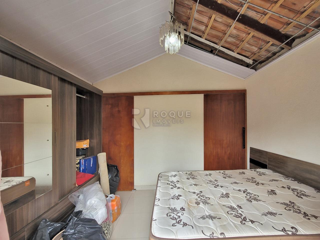 Casa em condomínio à venda no bairro Recanto dos Laranjais:  SUÍTE