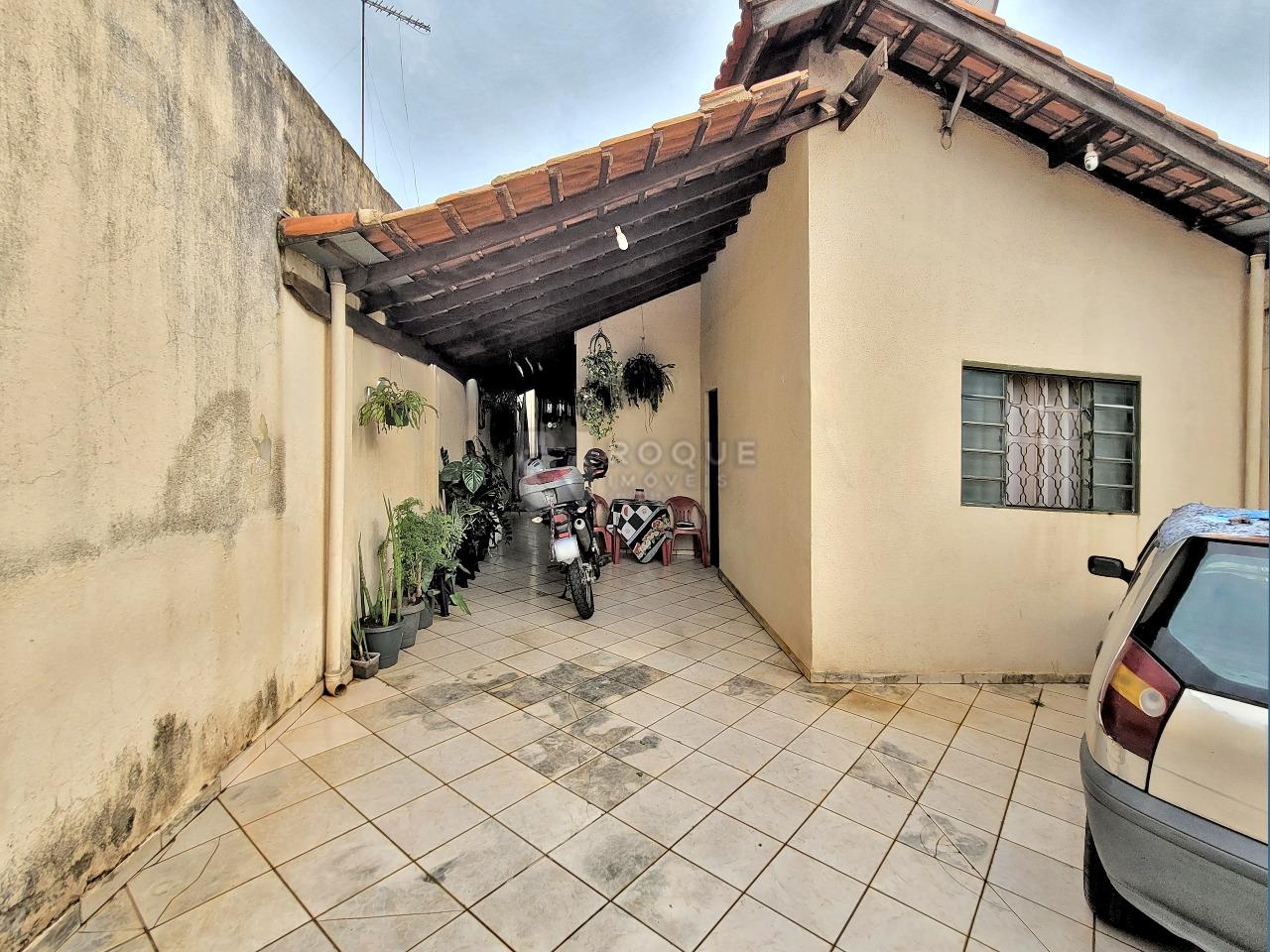 Casa Residencial à venda no bairro Parque Residencial Santa Eulália: FRENTE