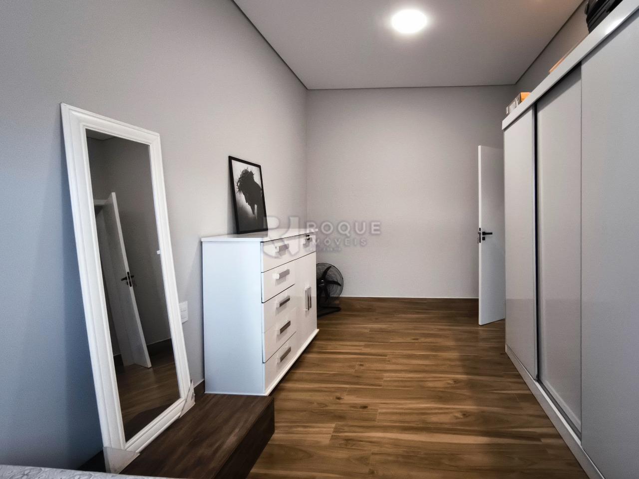 Casa em condomínio à venda no bairro Residencial Florisa: DORMITÓRIO 2