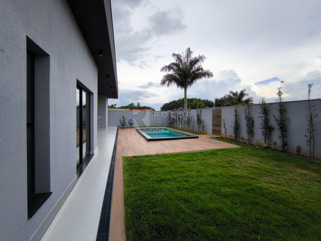 Casa em condomínio à venda no bairro Residencial Florisa: JARDIM