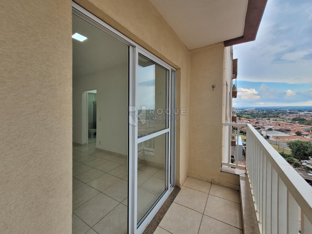 Apartamento à venda no bairro Chácaras Antonieta: VARANDA