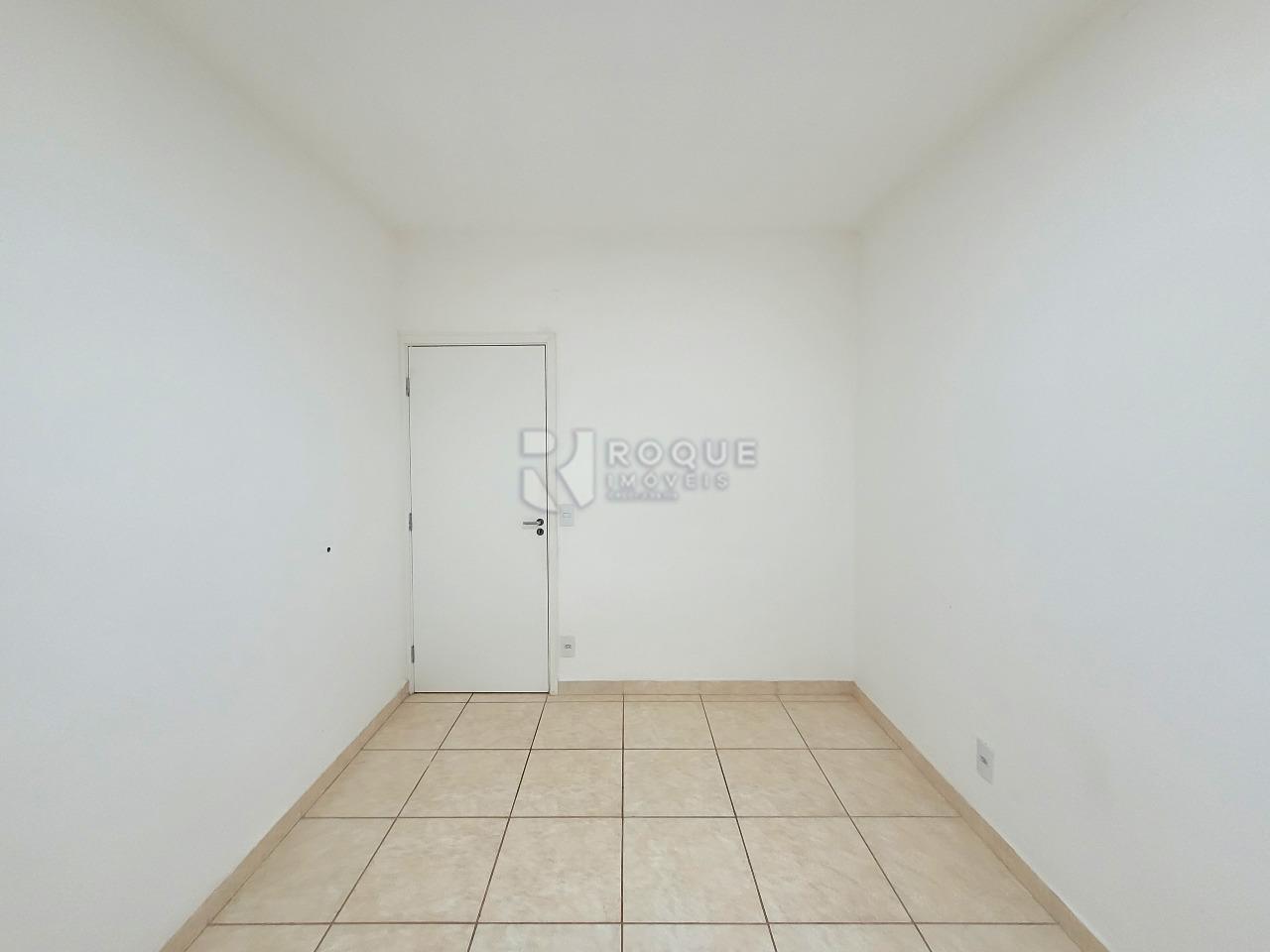 Apartamento à venda no bairro Chácaras Antonieta: DORMITÓRIO 1