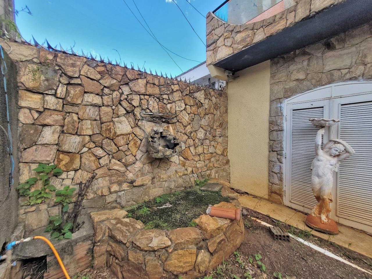 Casa Residencial à venda no bairro Jardim Santa Catarina: FRENTE