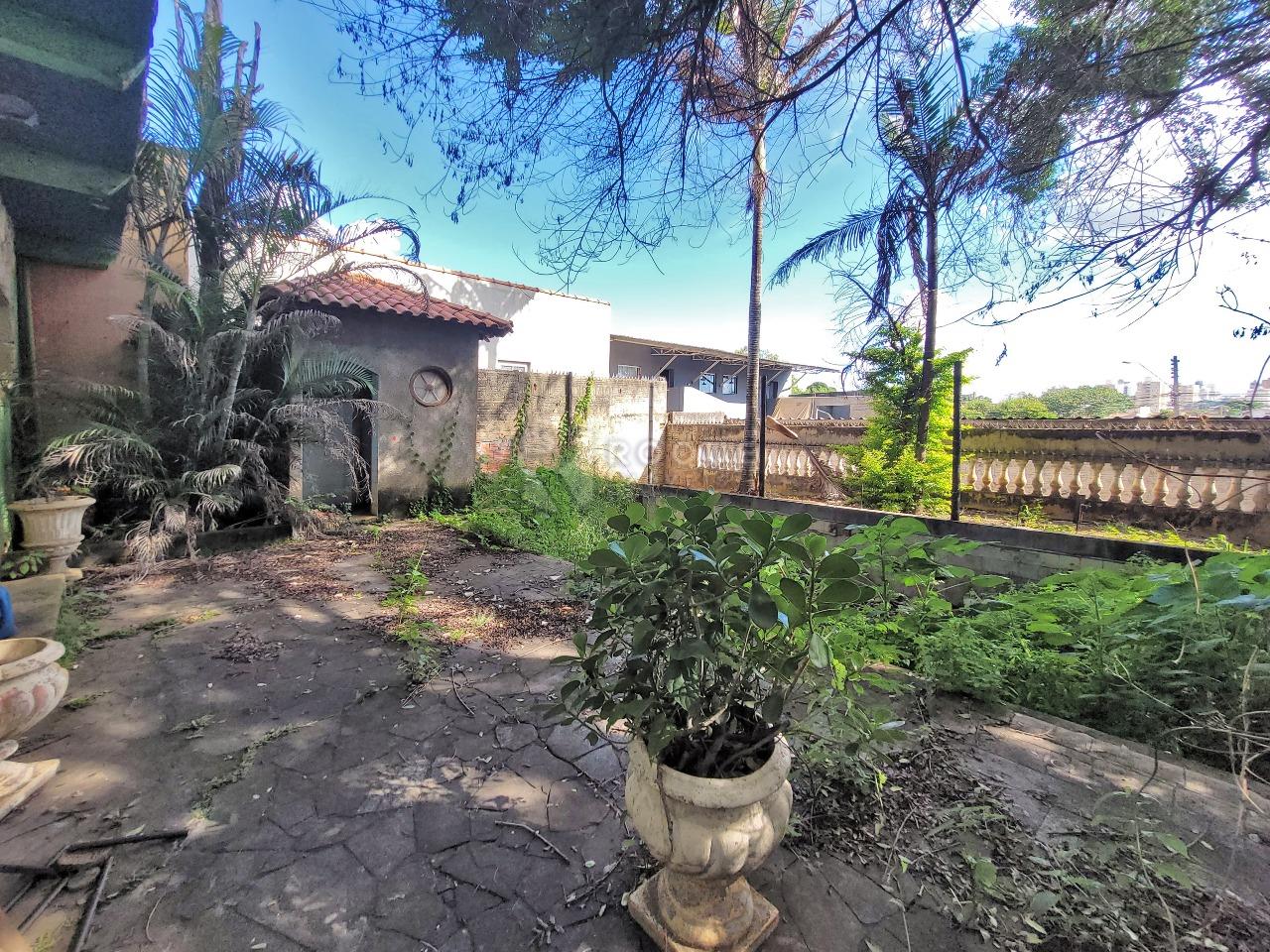 Casa Residencial à venda no bairro Jardim Santa Catarina: QUINTAL