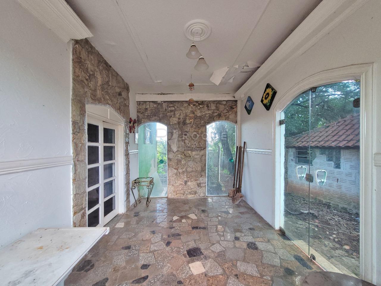 Casa Residencial à venda no bairro Jardim Santa Catarina: GARAGEM