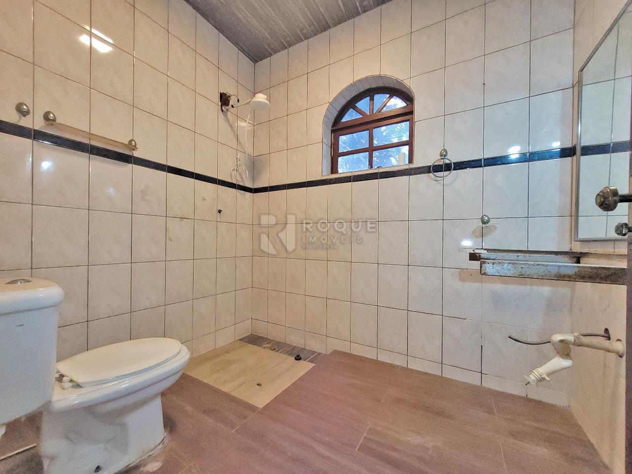 Casa Residencial à venda no bairro Jardim Santa Catarina: BANHEIRO SOCIAL